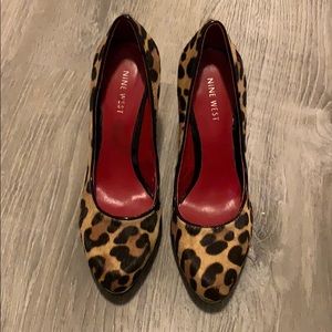 Nine West leopard 4” round toed heels